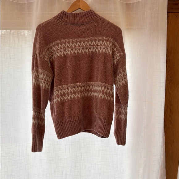 Cozy Knit Sweater - Picture 3 of 5